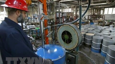 Giá dầu thế giới tăng 3% trước những dấu hiệu phục hồi của kinh tế Mỹ